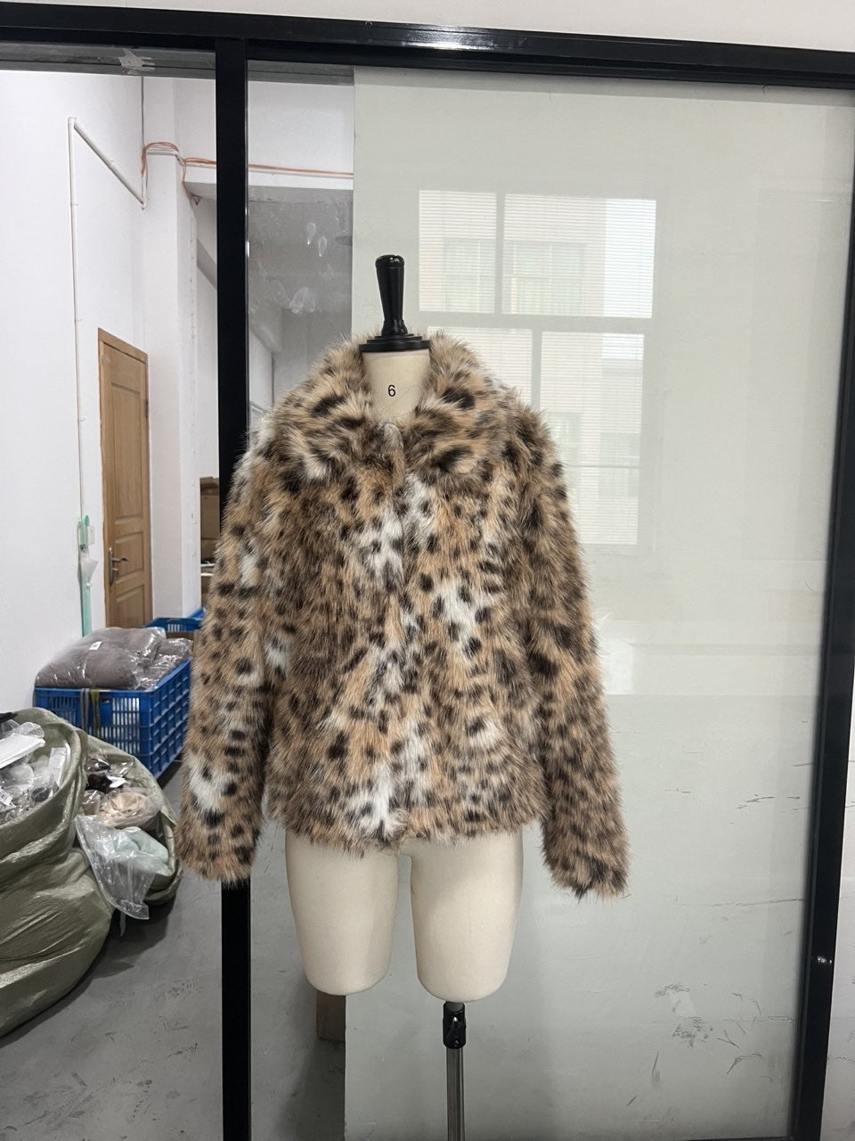 Manteau chaud décontracté à col pour femme – imprimé léopard