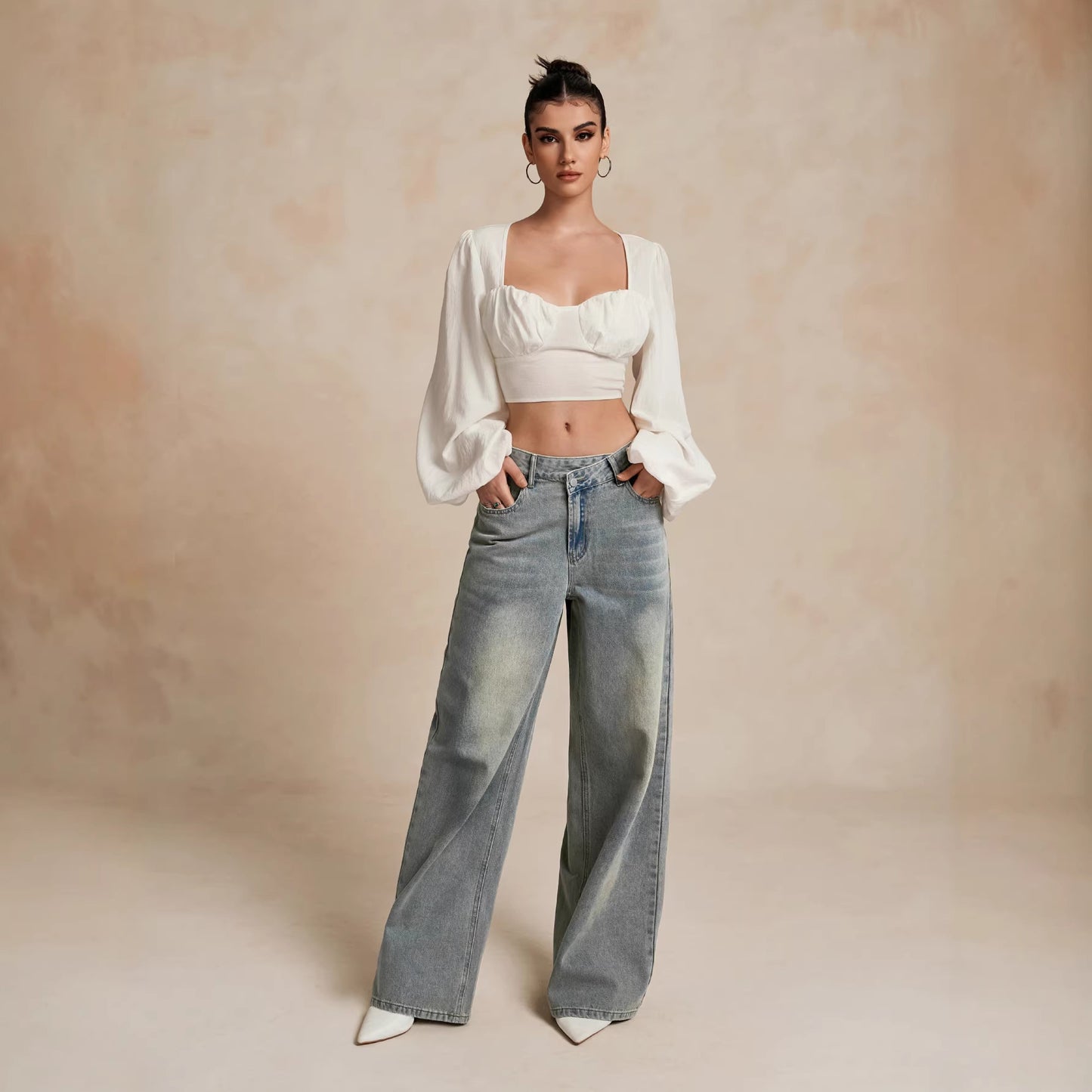 Pantalon ample légèrement évasé style streetwear