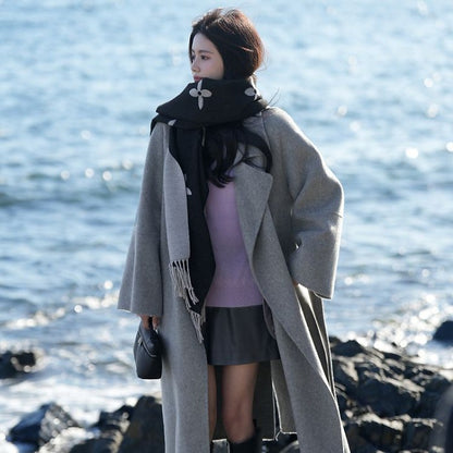 Manteau en laine du Nouvel An avec doublure en duvet pour femme – Modèle long