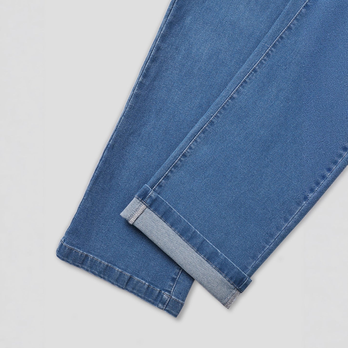 Pantalon extensible tendance pour femme à effet affinant